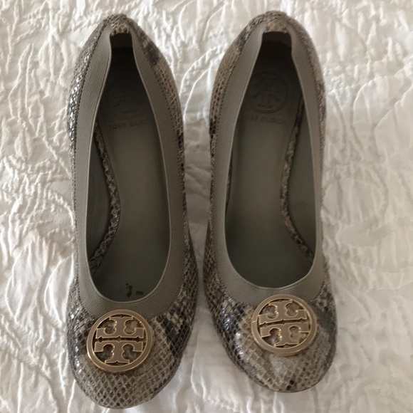 Tory Burch snake skin wedges - Picture 3 of 5
